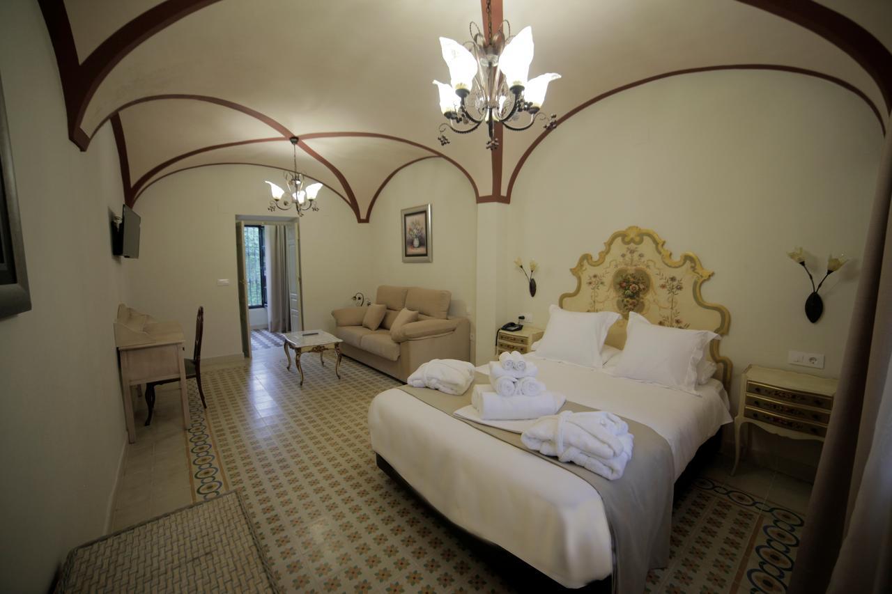 Hotel La Giralda Burguillos Del Cerro Eksteriør billede